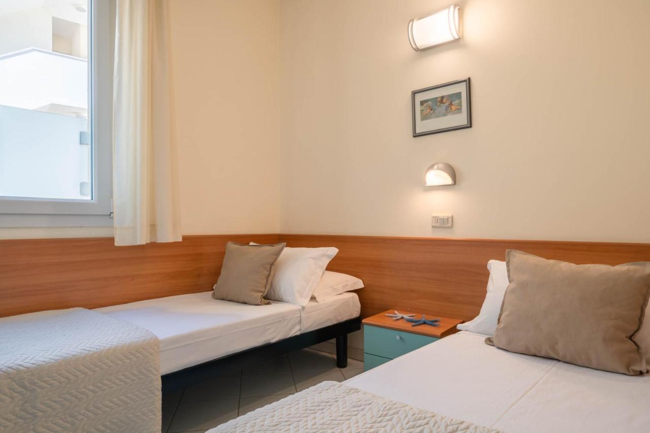 Residence Capitol Cattolica Exteriér fotografie