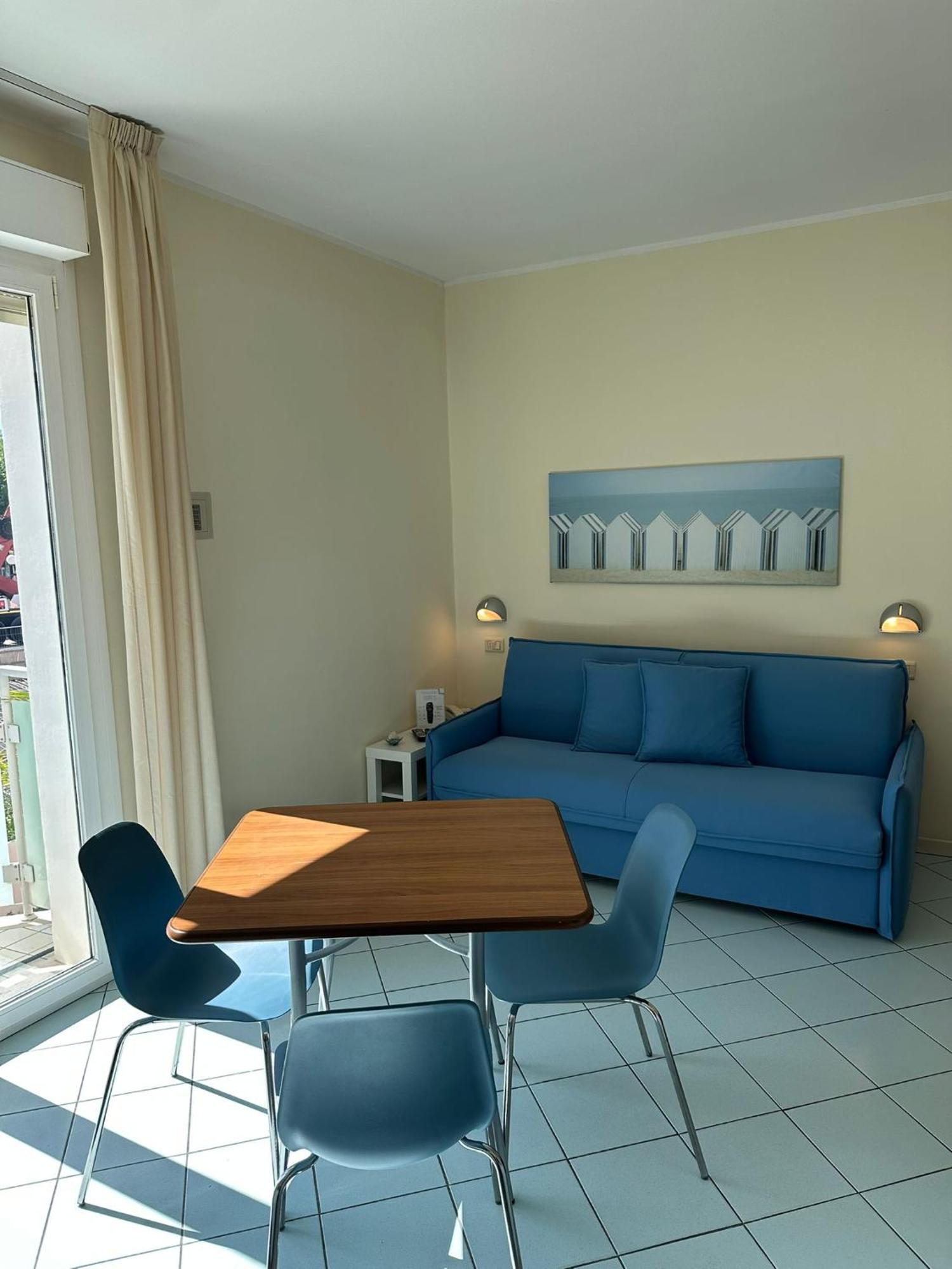 Residence Capitol Cattolica Exteriér fotografie